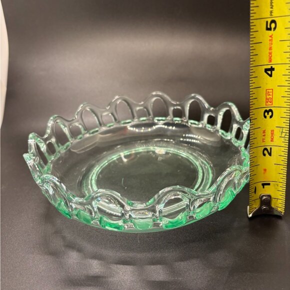 Uranium Green Depression Glass Open Lace Bowl - Picture 3 of 7